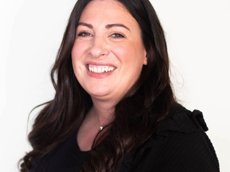 Helen Brawn Headshot